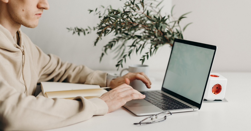 6 Criteria To Consider Before Buying Your First Refurbished Apple Laptop